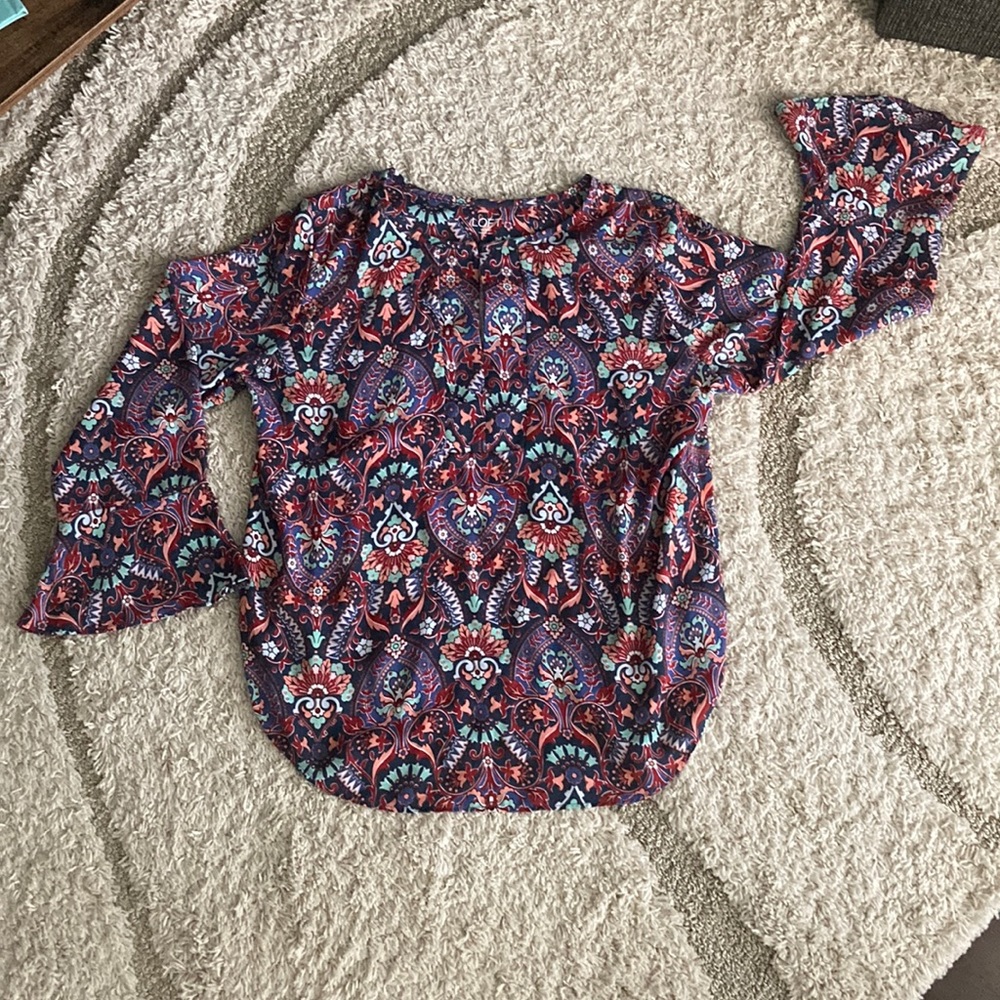 Loft, medium top